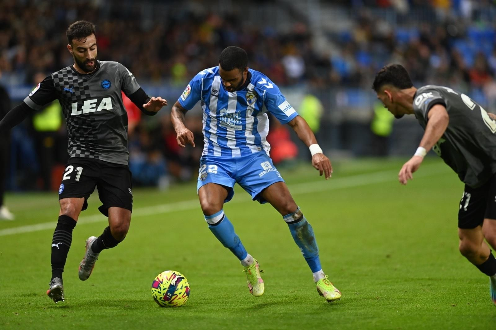 El Málaga CF - Alavés, en imágenes