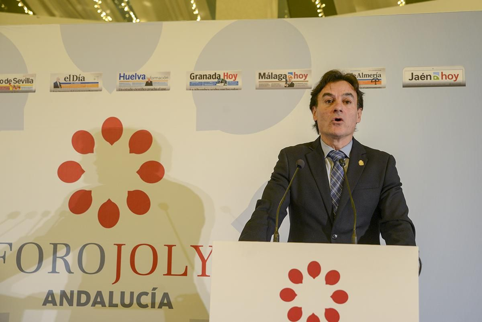 En imágenes: así ha sido el desayuno informativo de Jaén Hoy con el alcalde, Agustín González