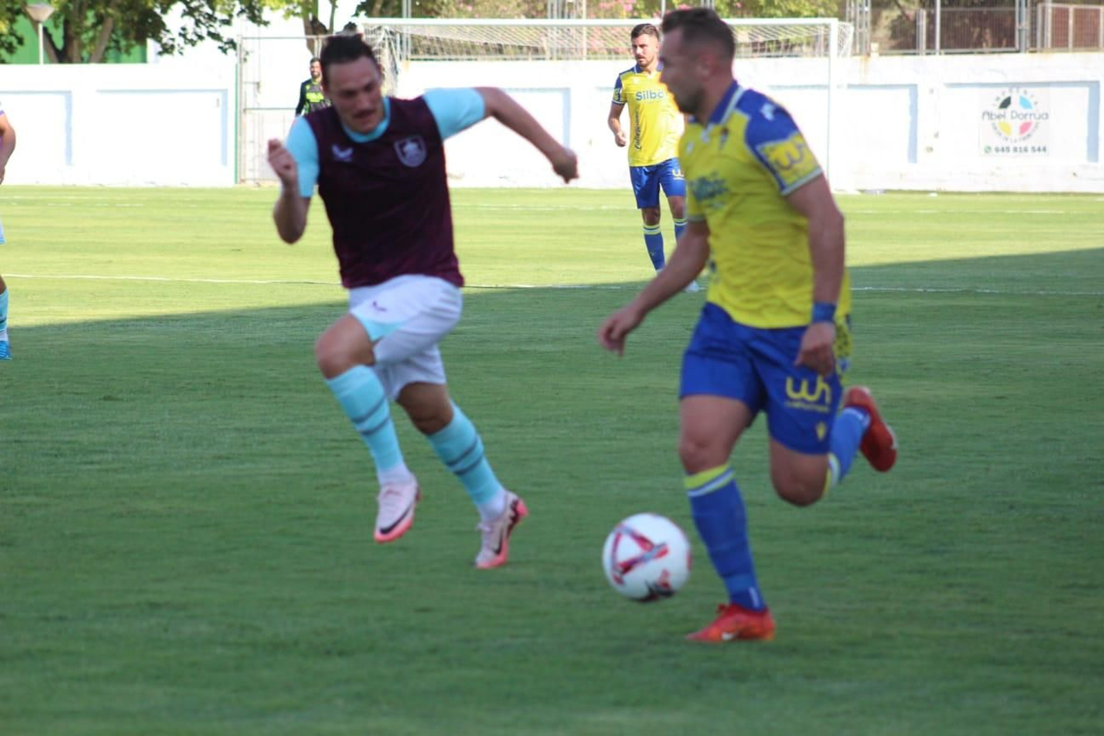 Las imágenes del Cádiz CF-Burnley
