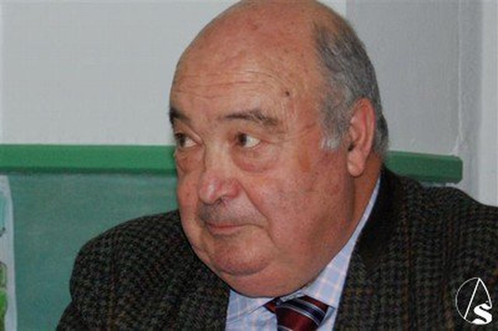 Muere José Manuel Campos, ex hermano mayor de la Esperanza de Triana y empresario.