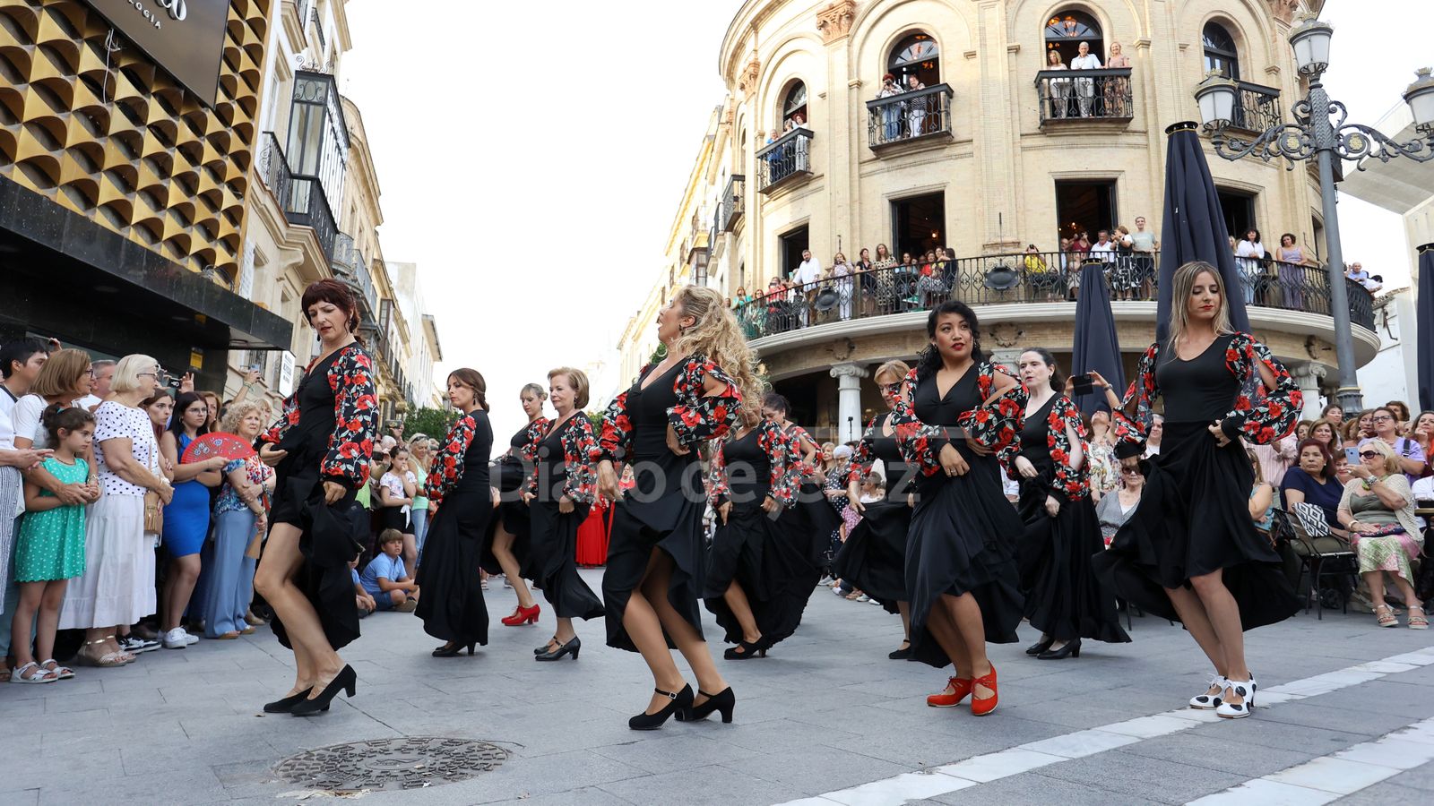Flashmob de la academia de baile de Fani Muñoz en Jerez