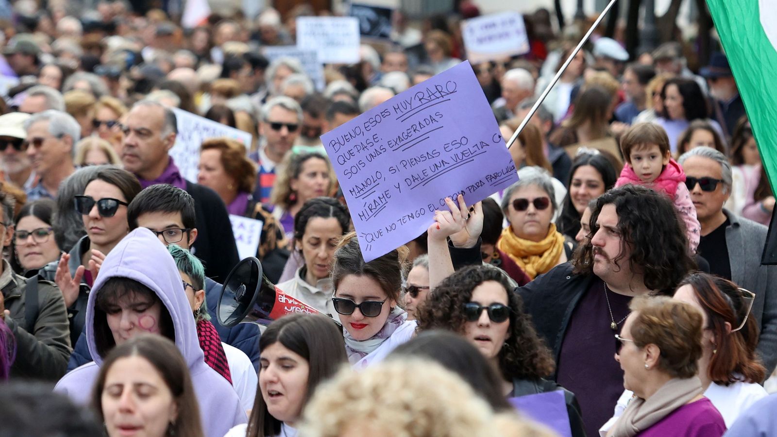Imágenes de la manifestación en Jerez por el Día Internacional de las Mujeres