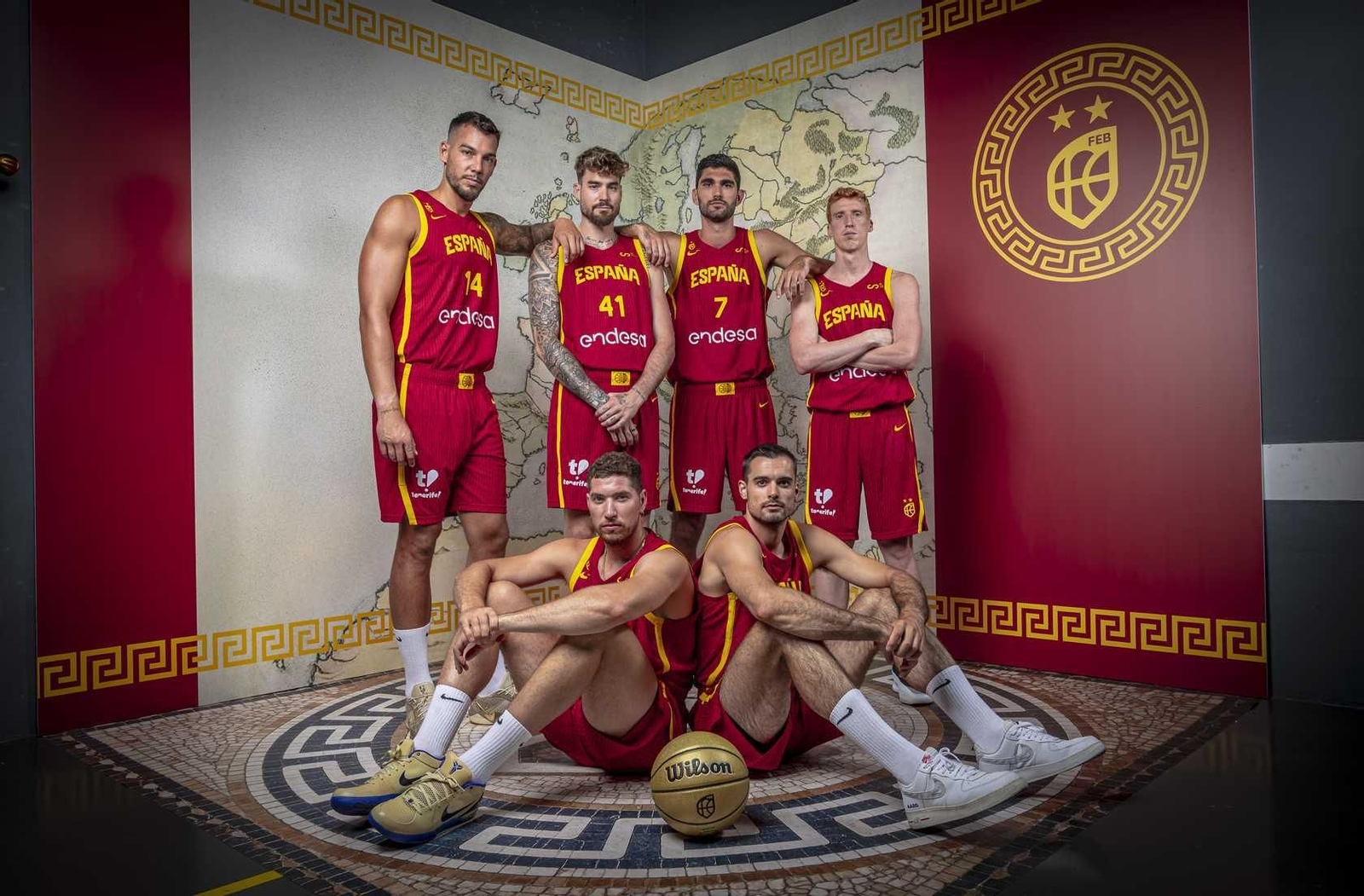 La sesión de fotos oficial de Alberto Díaz y Mario Saint-Supéry con España
