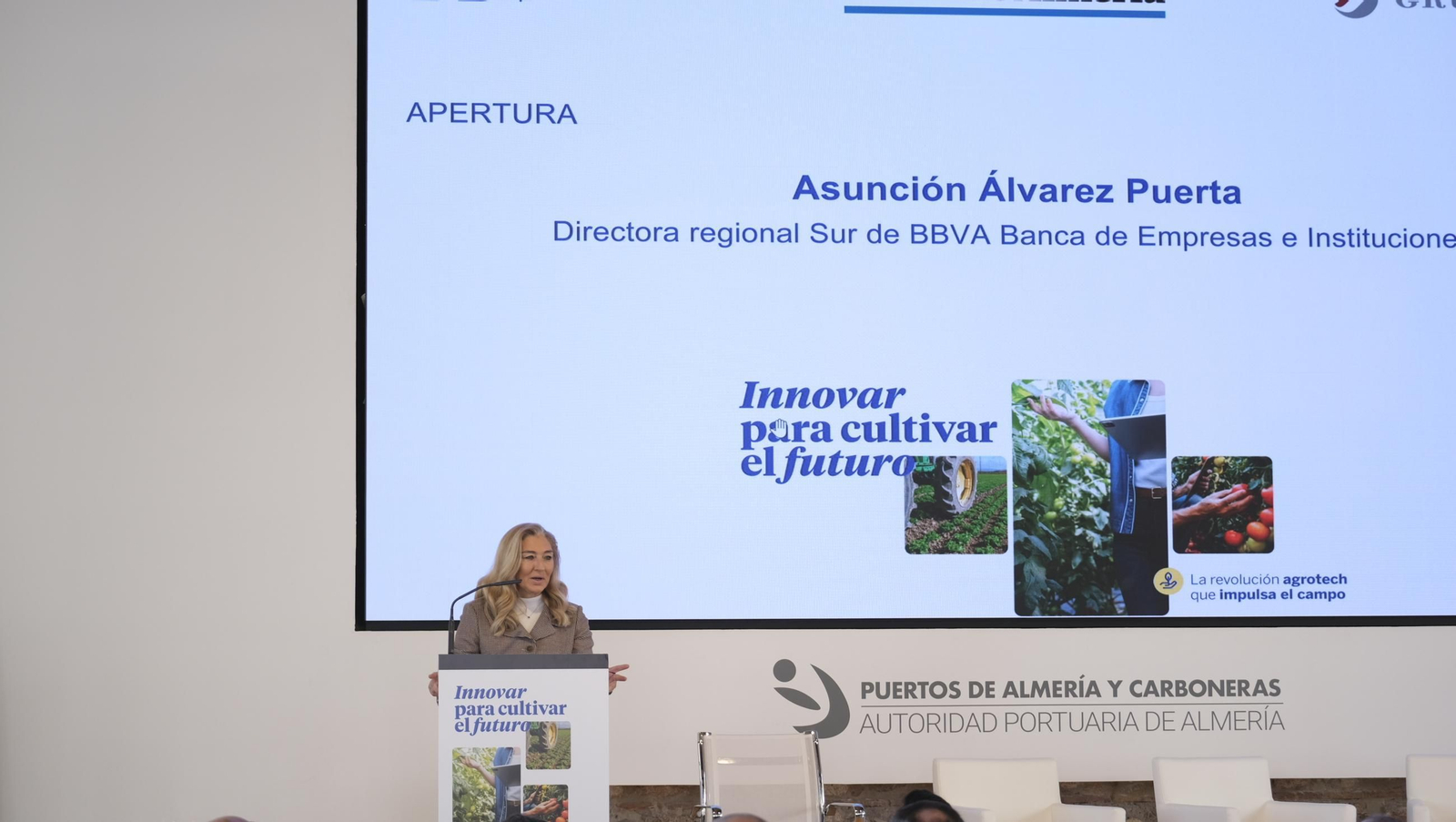 Imágenes de la Jornada BBVA-Grupo Joly 'Revolución Agrotech en el Campo', en Almería