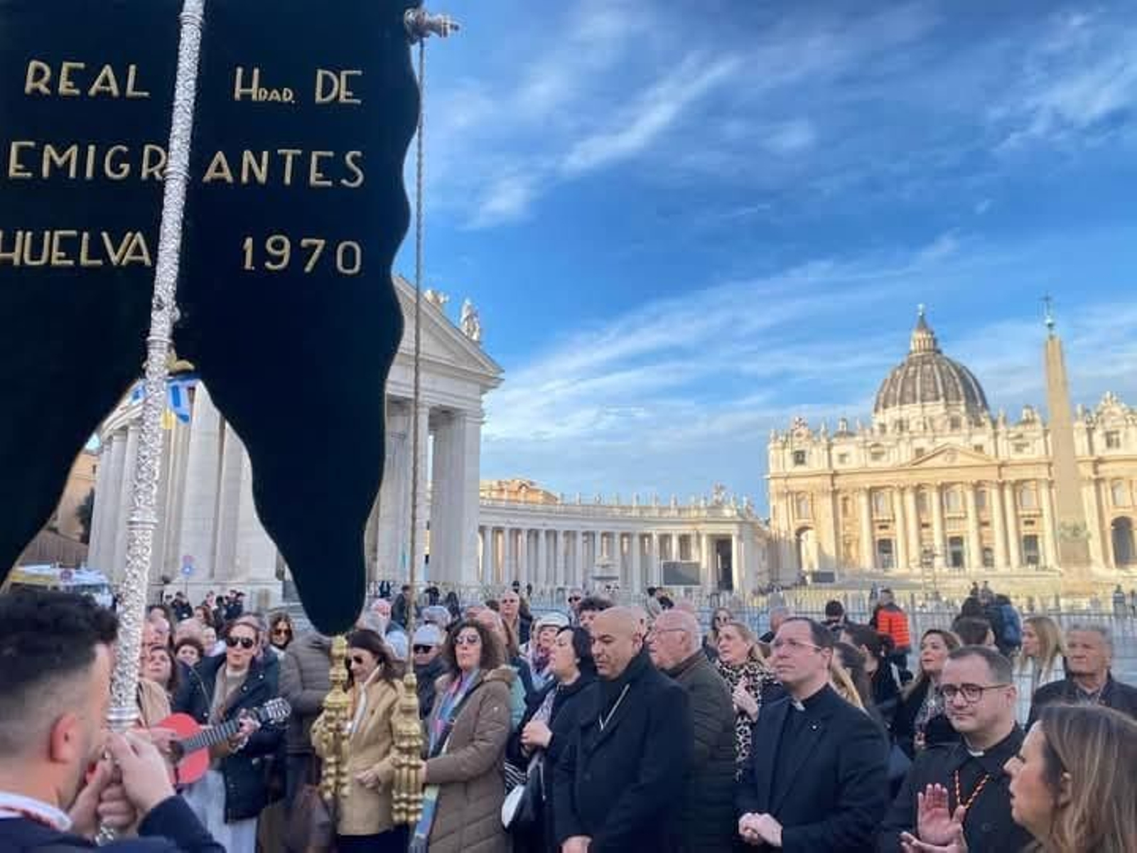 Dos Simpecados onubenses de la Santísima Virgen del Rocío coinciden en la ciudad de Roma, en imágenes