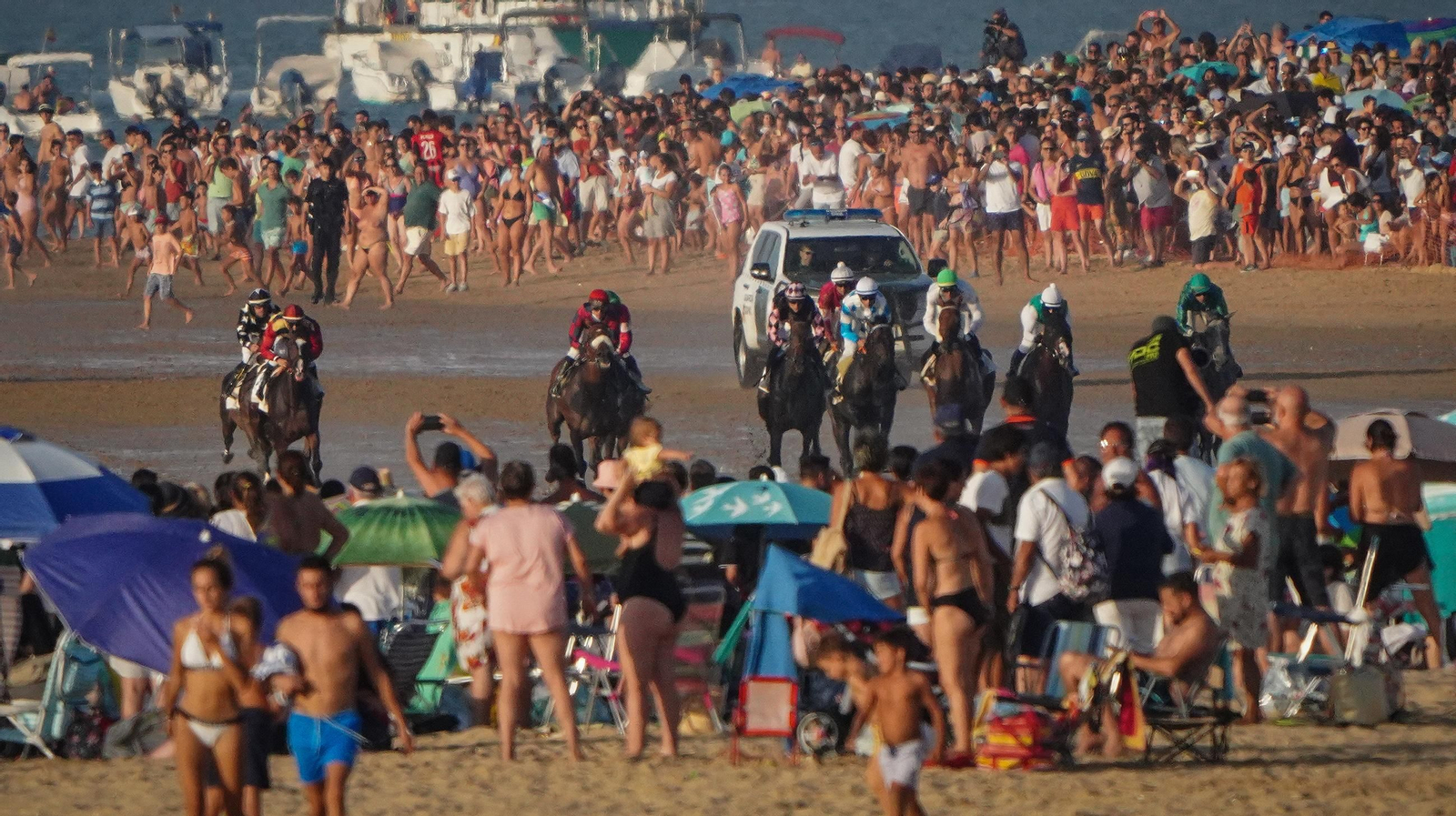 Imágenes del segundo ciclo de Carreras de Caballos de Sanlúcar