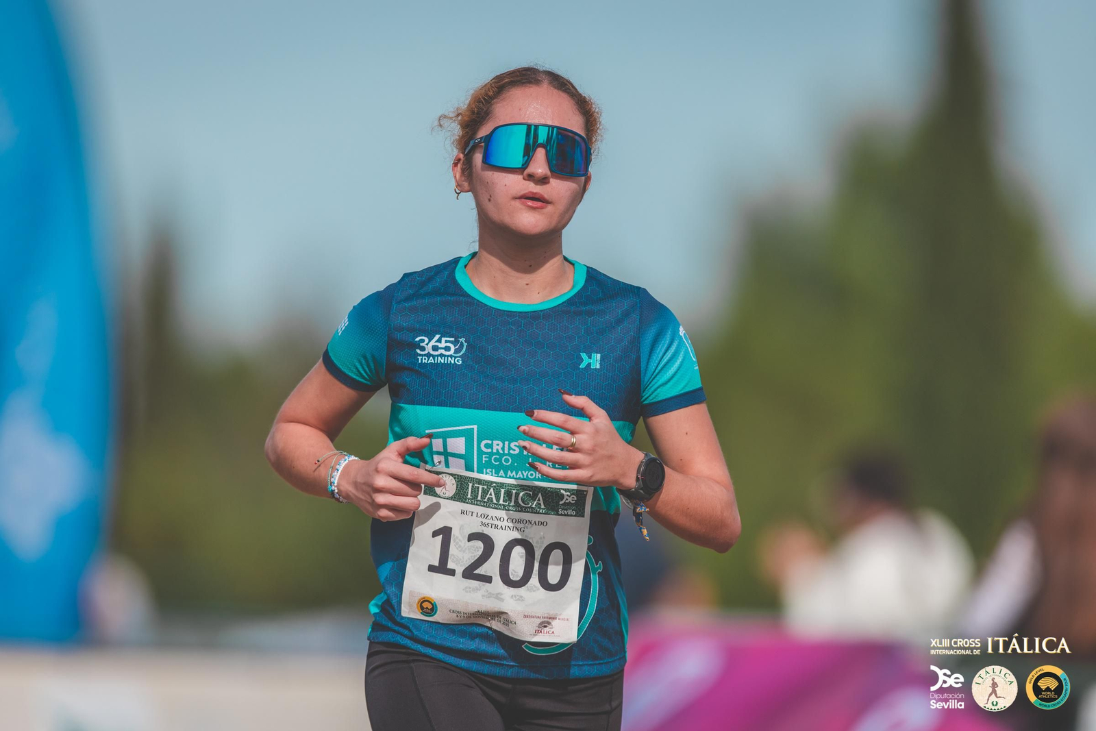 Búscate en las fotos del Cross de Itálica 2025 | 1