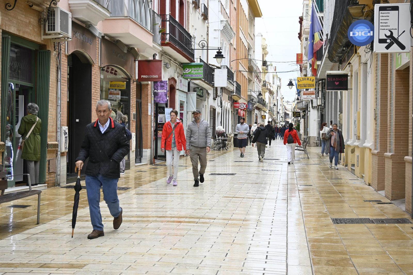 Imágenes de ambiente del martes 4 de marzo en Huelva