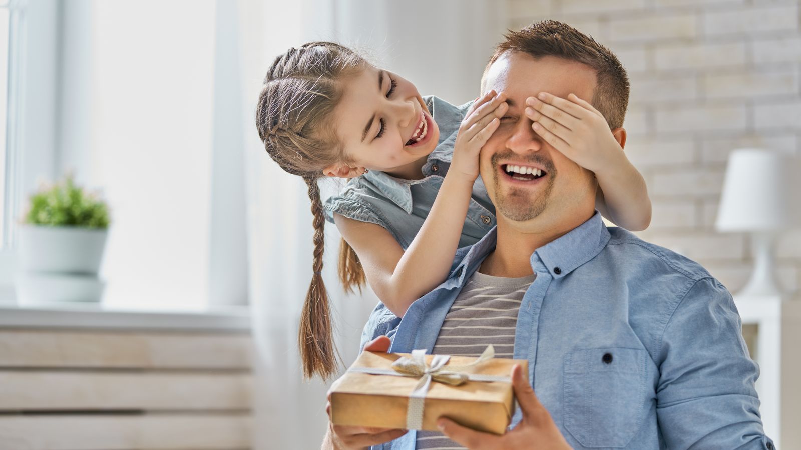 Regala una caja sorpresa.