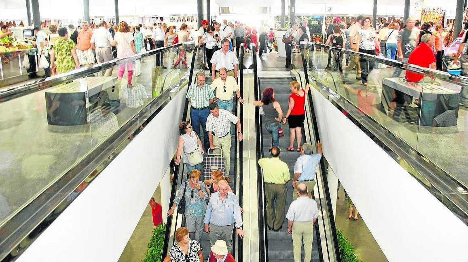 Escaleras mecánicas del Mercado Central.
