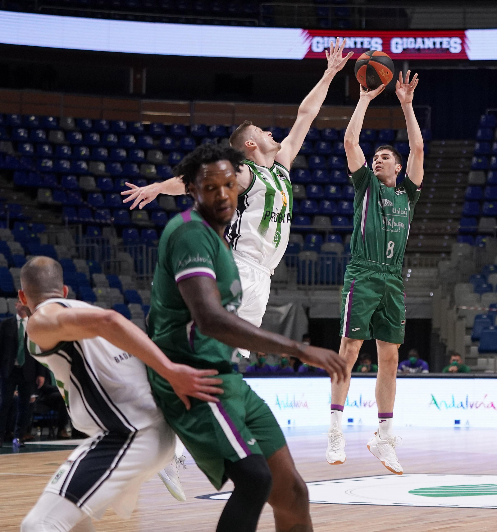 El Unicaja-Joventut, en fotos