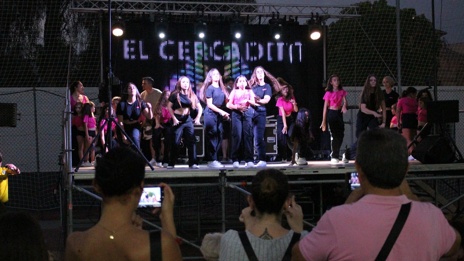 'El Cercadito' derrocha talento sobre el escenario.