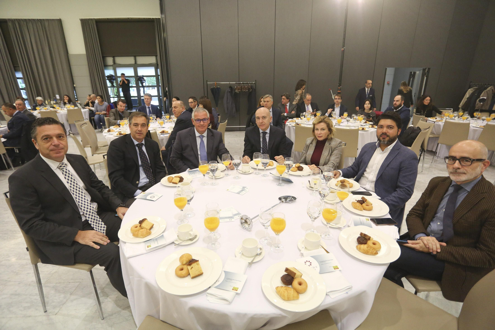 Fotos del Desayuno informativo Grupo Joly con el alcalde de Málaga