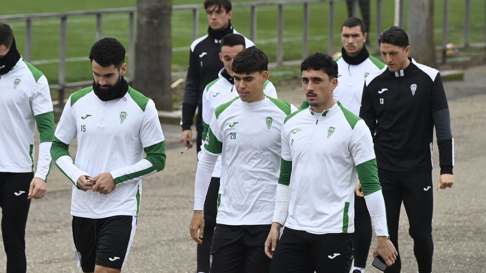 Los jugadores del Córdoba CF llegan a la Ciudad Deportiva para un entrenamiento.