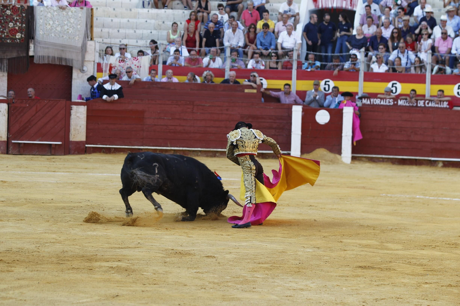 Fotogalería segunda corrida de toros. Feria de Almeria 2019