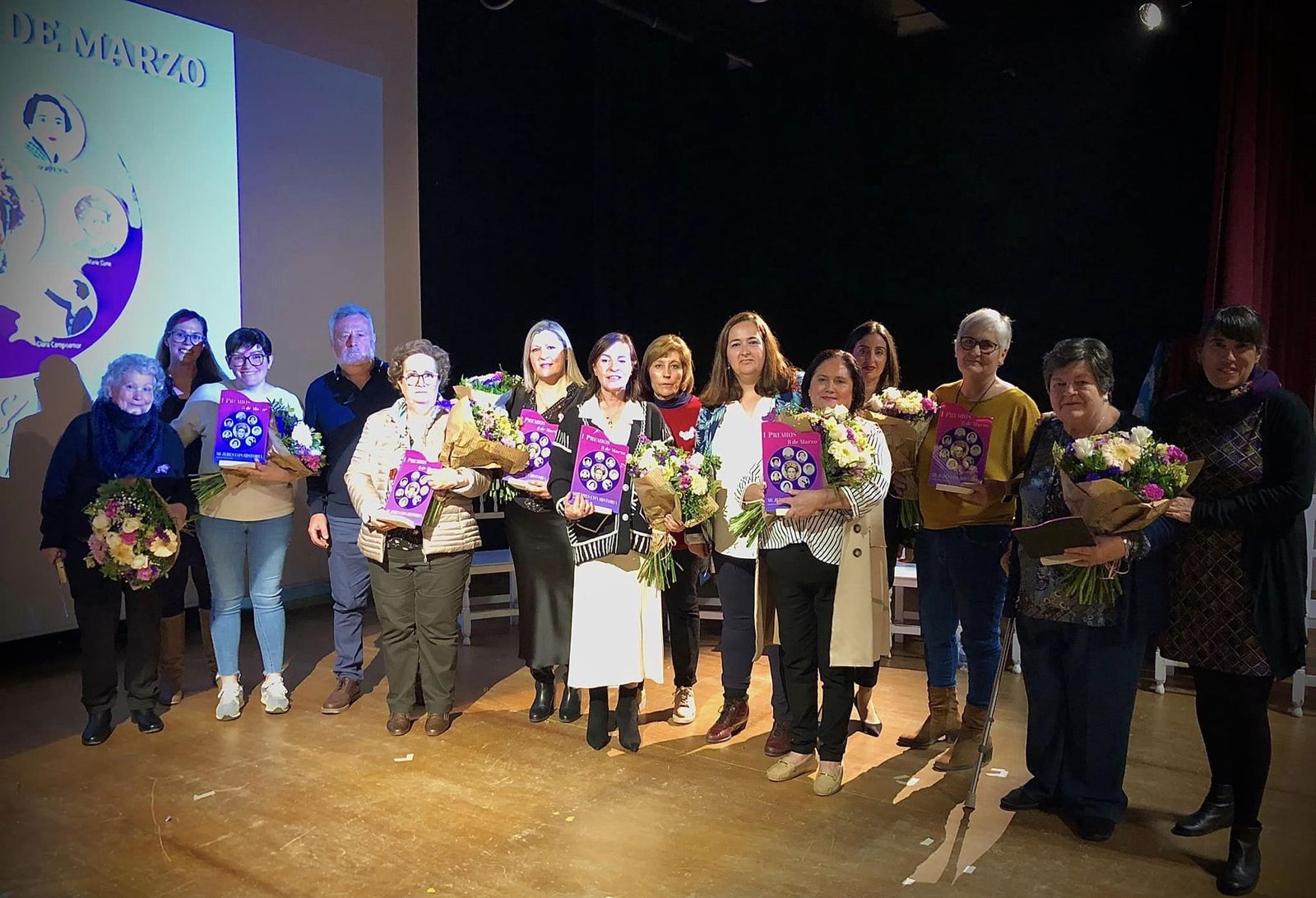 Los I premios 'Mujeres con Historia' entrega un reconocimiento a 8 mujeres del municipio de Albuñol