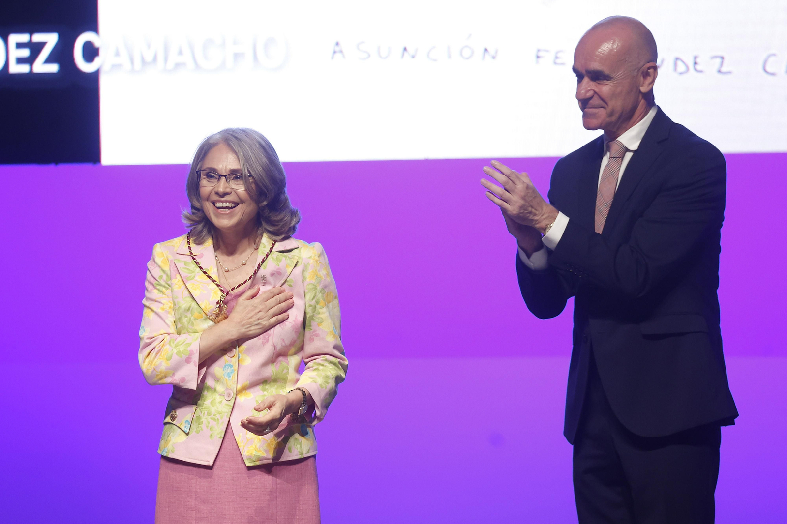 Las imágenes de la entrega de las medallas de la ciudad