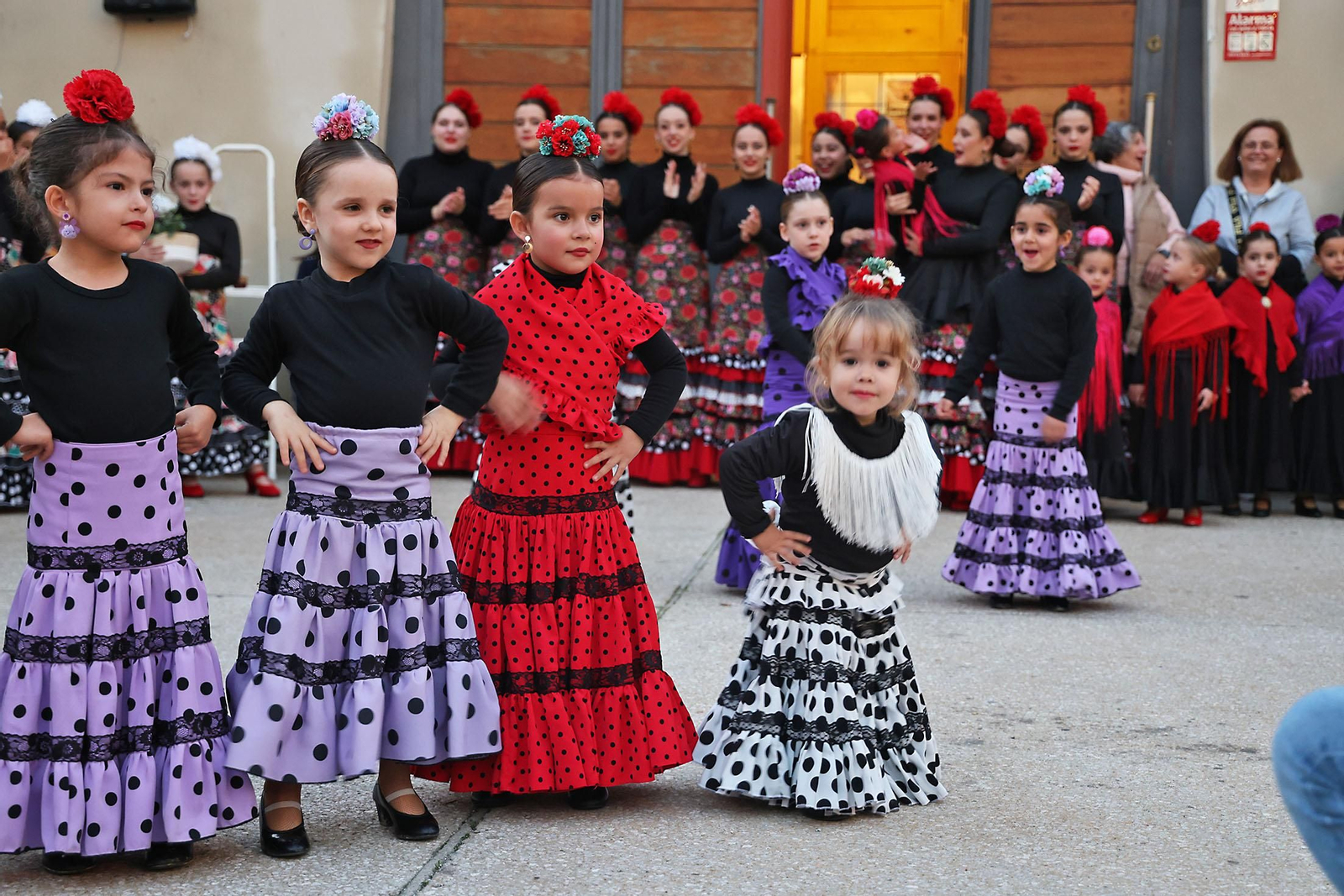 Imágenes del ambiente en la Zambomba Sor Eusebia