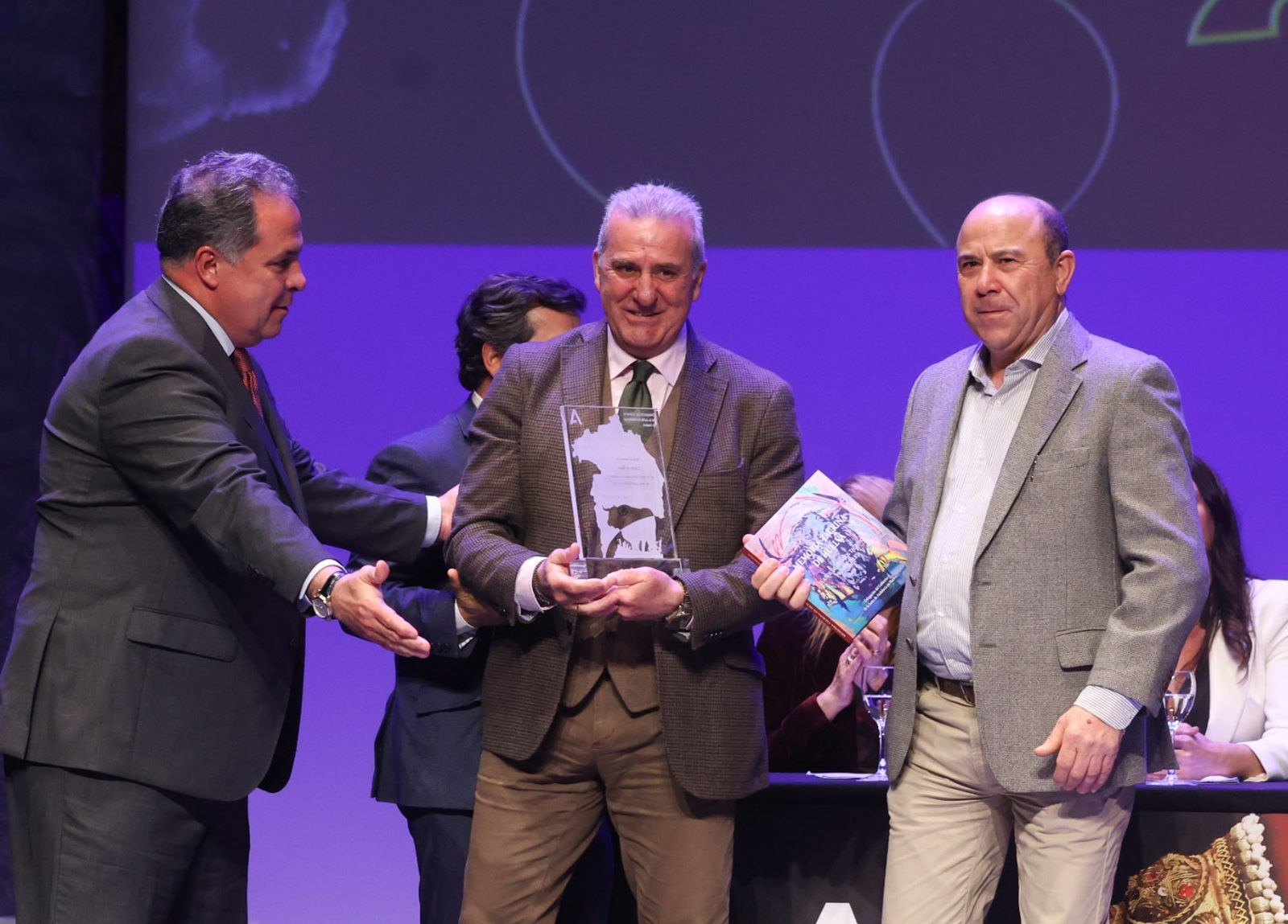 Fotografías de la entrega de los Premios Taurinos Provinciales