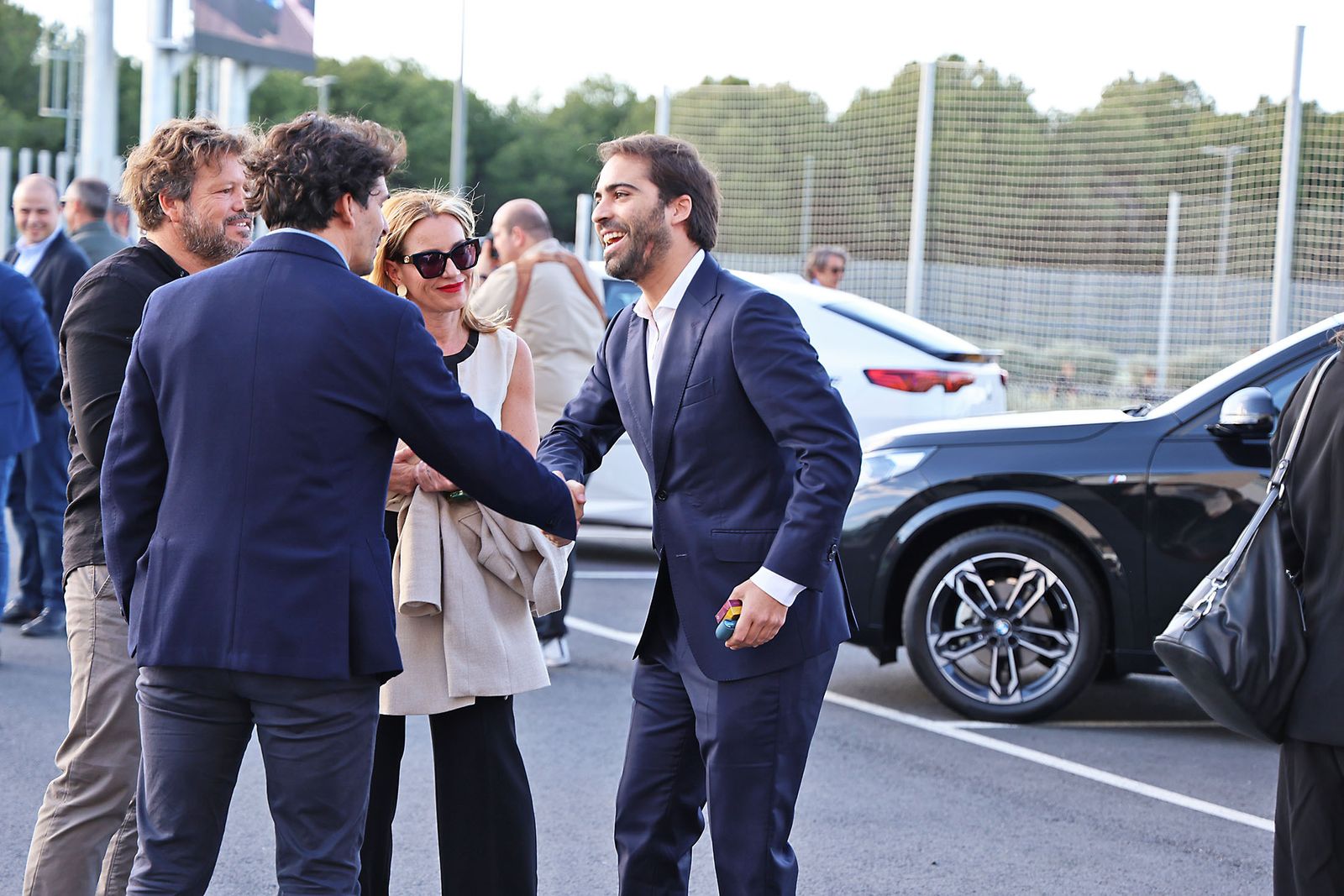 Movitransa presenta los nuevos modelos de BMW IX2 y el X2 en el complejo deportivo Lamiya