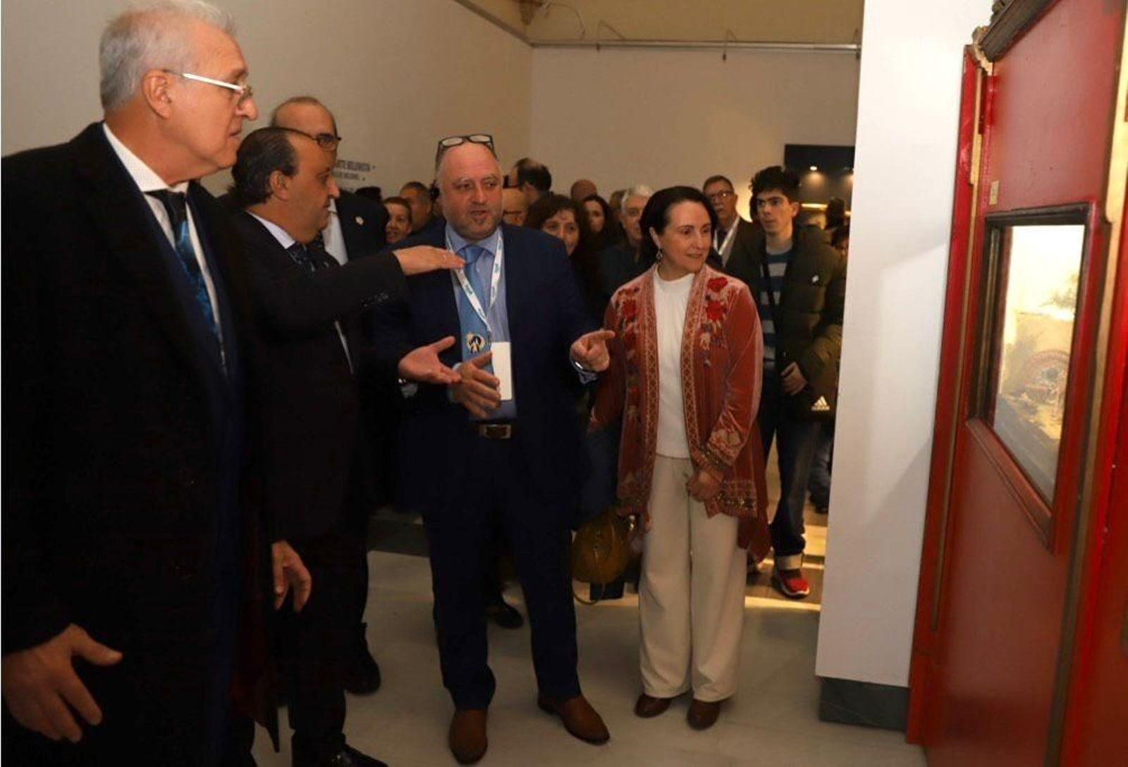 Los delegados Francisco Zurita y Nela García en la inauguración de la exposición El Arte del Nacimiento en los Claustros de Santo Domingo
