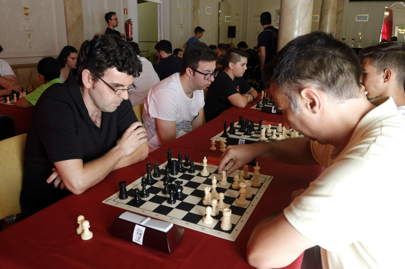 Fotogalería del Open de Feria de Ajedrez en el Círculo Mercantil