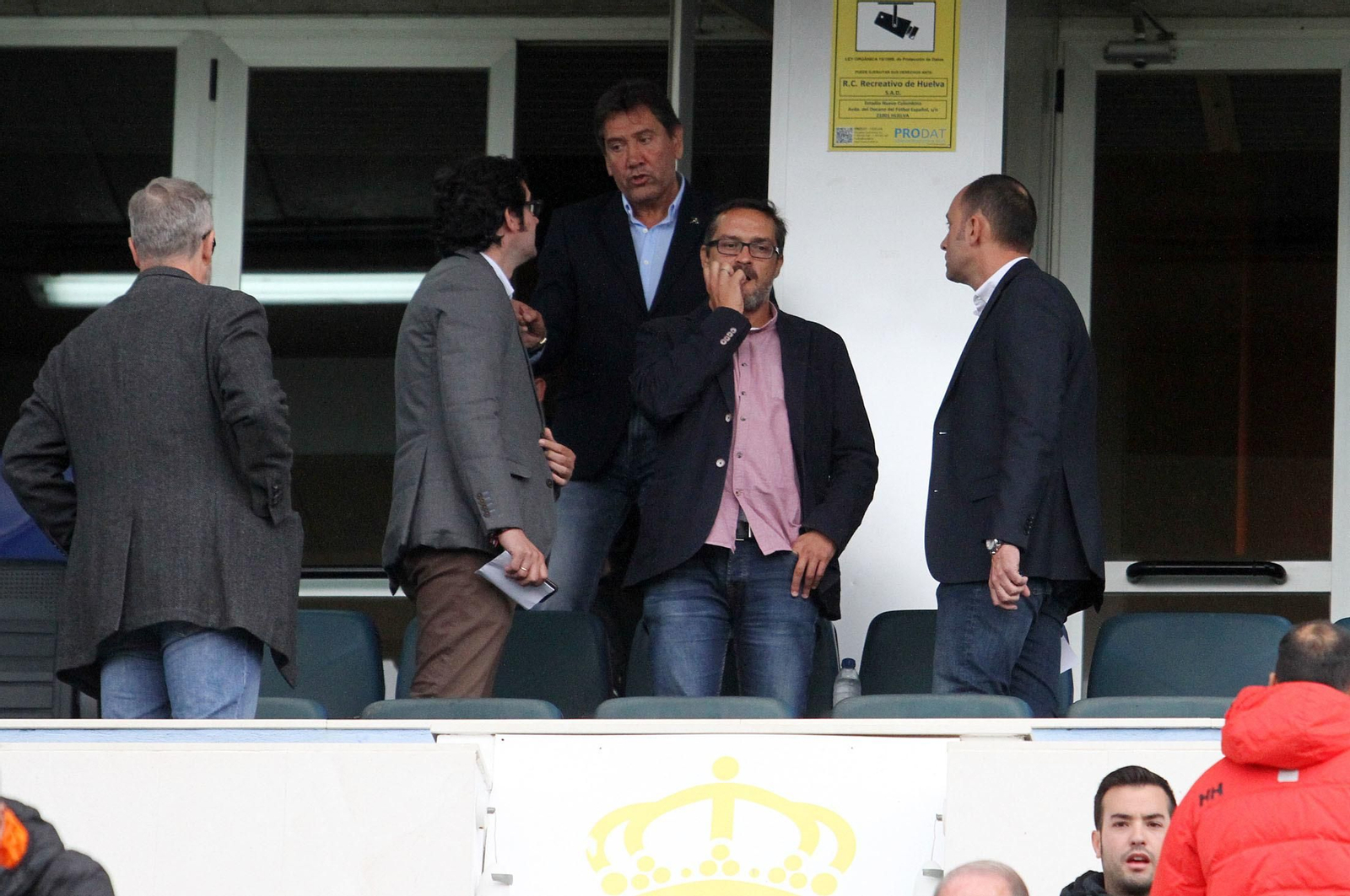 Palco del Nuevo Colombino antes del comienzo del partido contra el Malagueño.