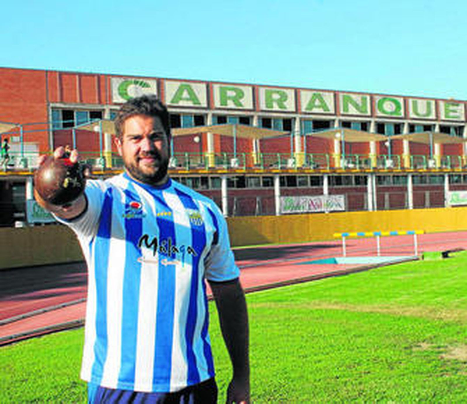 Borja Vivas, en las instalaciones deportivas de Carranque.