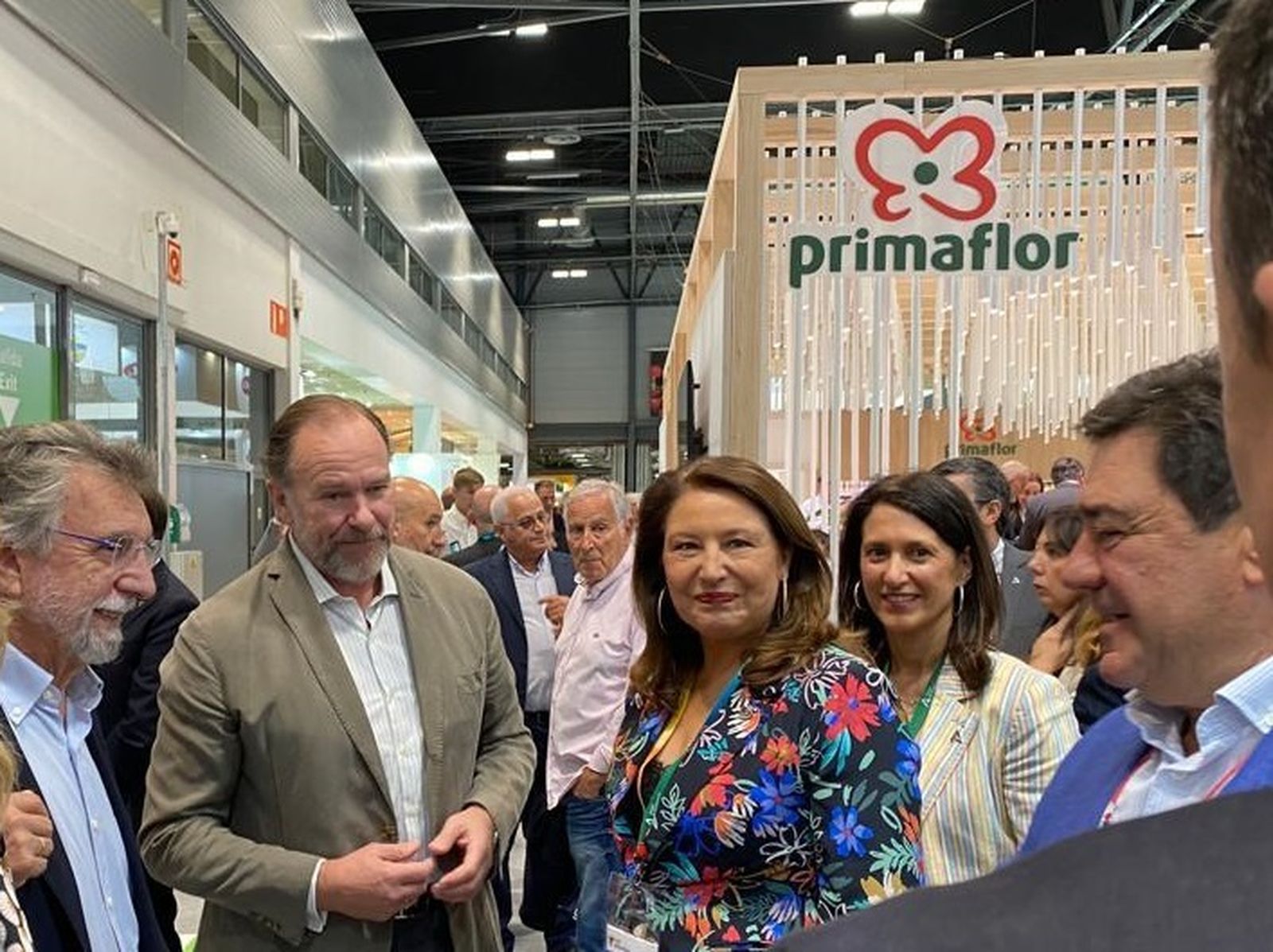 El presidente de Caja Rural del Sur, José Luis García-Palacios Álvarez y la consejera Carmen Crespo.