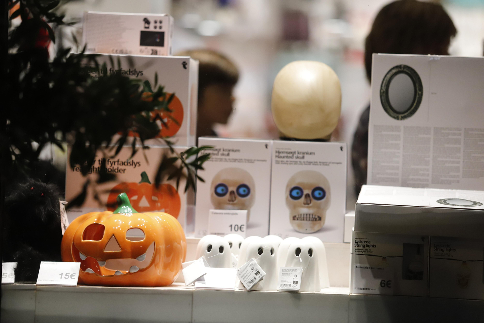 Ambiente de Halloween en las calles de Huelva