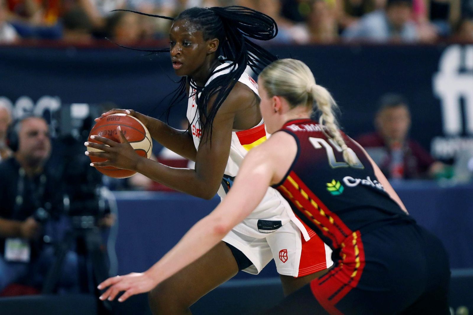 Lola Pendande ha sido uno de los últimos descartes de la selección de baloncesto.