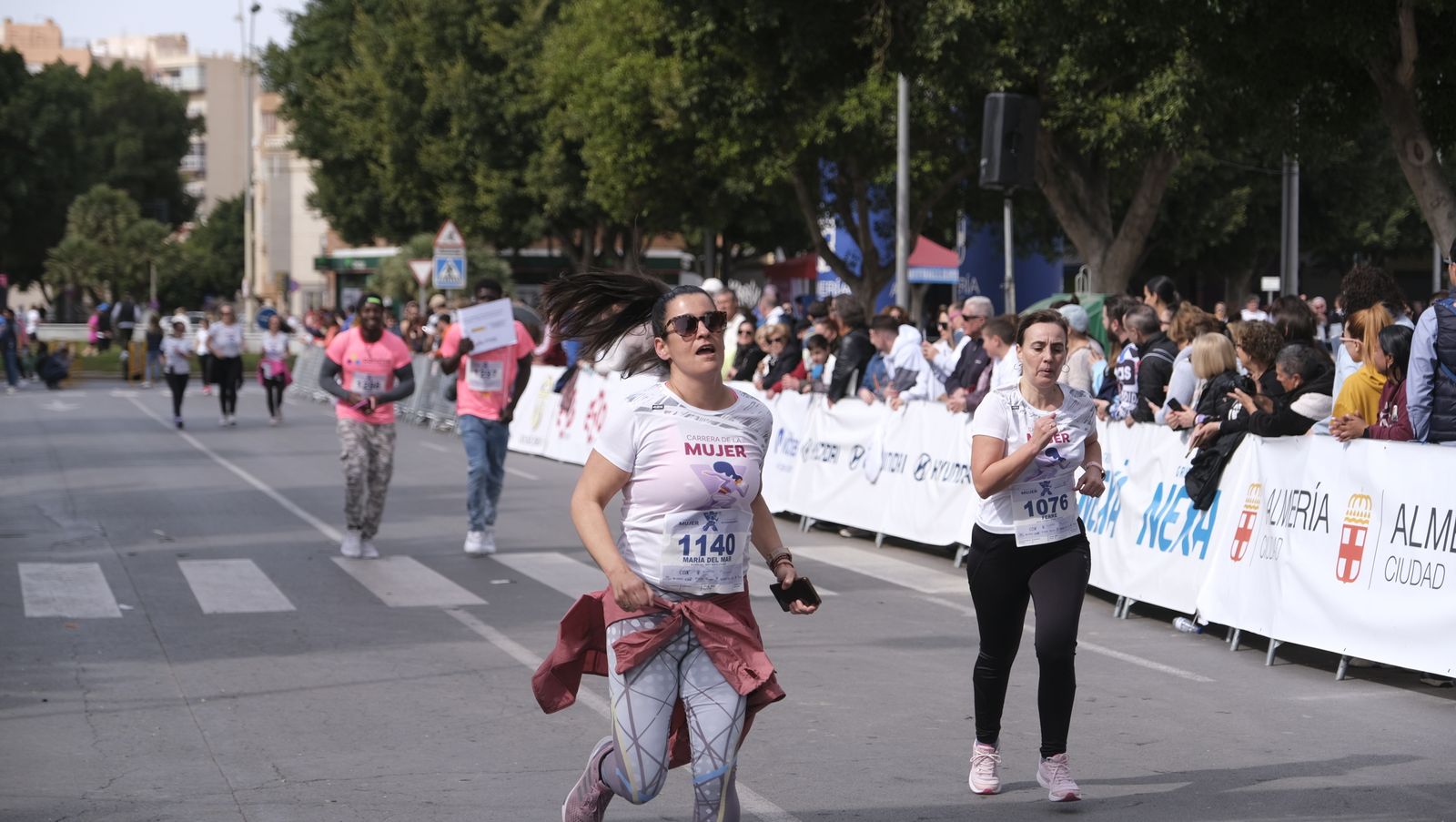 Imágenes de la Carrera de la Mujer 2023 en Almería