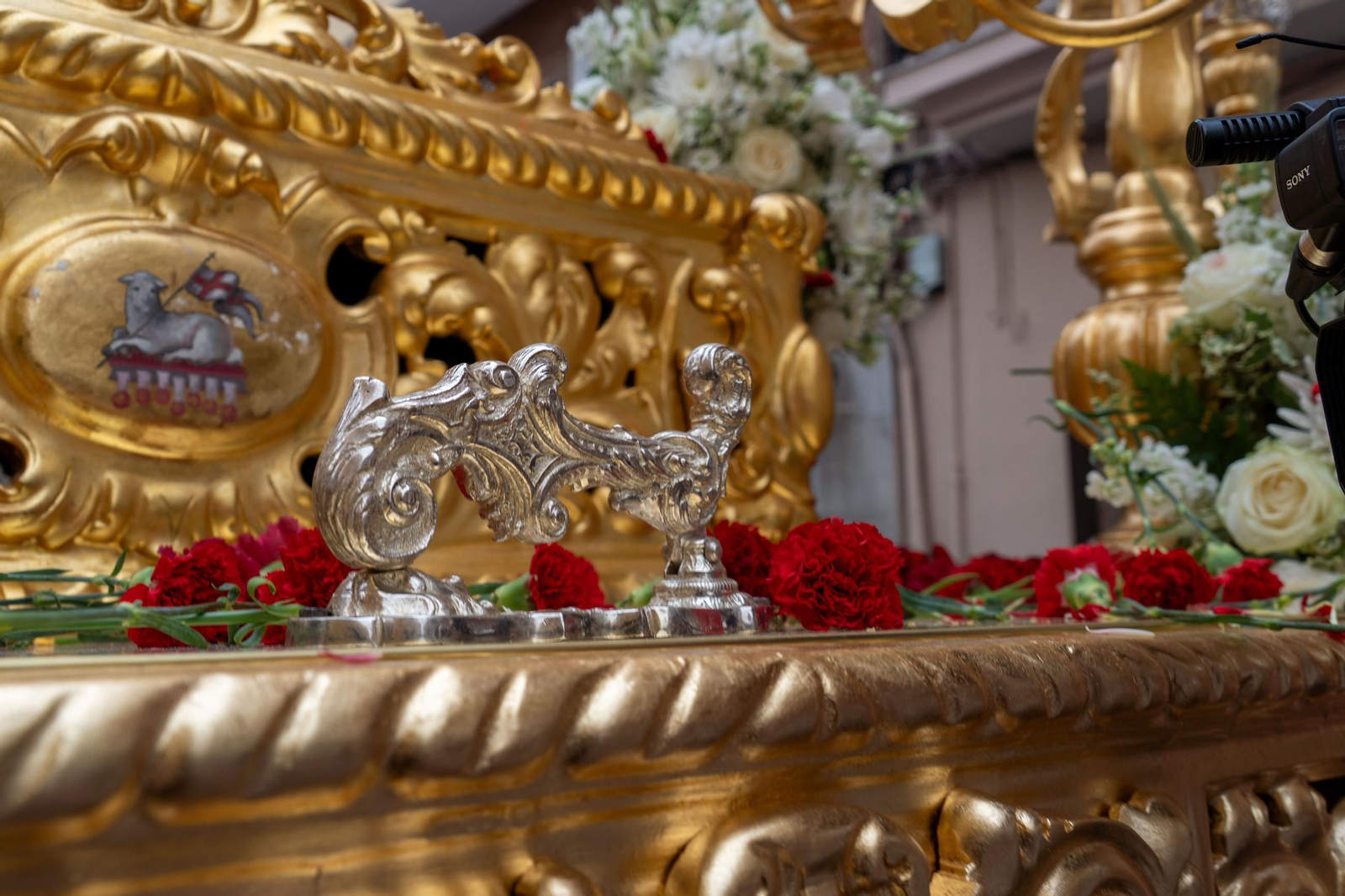 Imágenes del traslado del Cristo del Amor a la Concepción