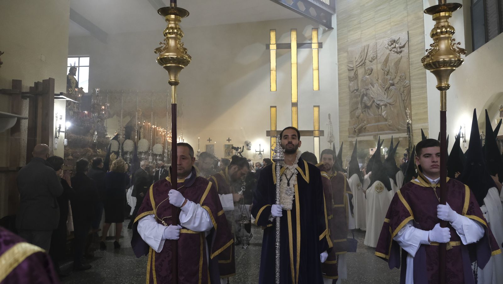 Procesión de Macarena en Almería, en imágenes.