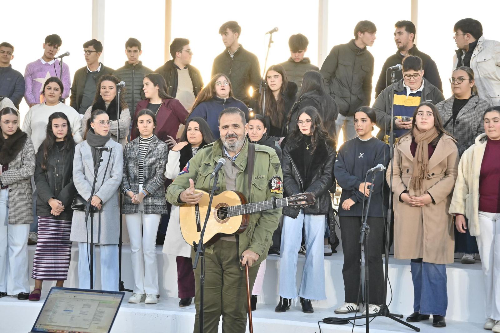 Inauguración de la iluminación navideña en el Paseo de la Ría del Puerto de Huelva 2025