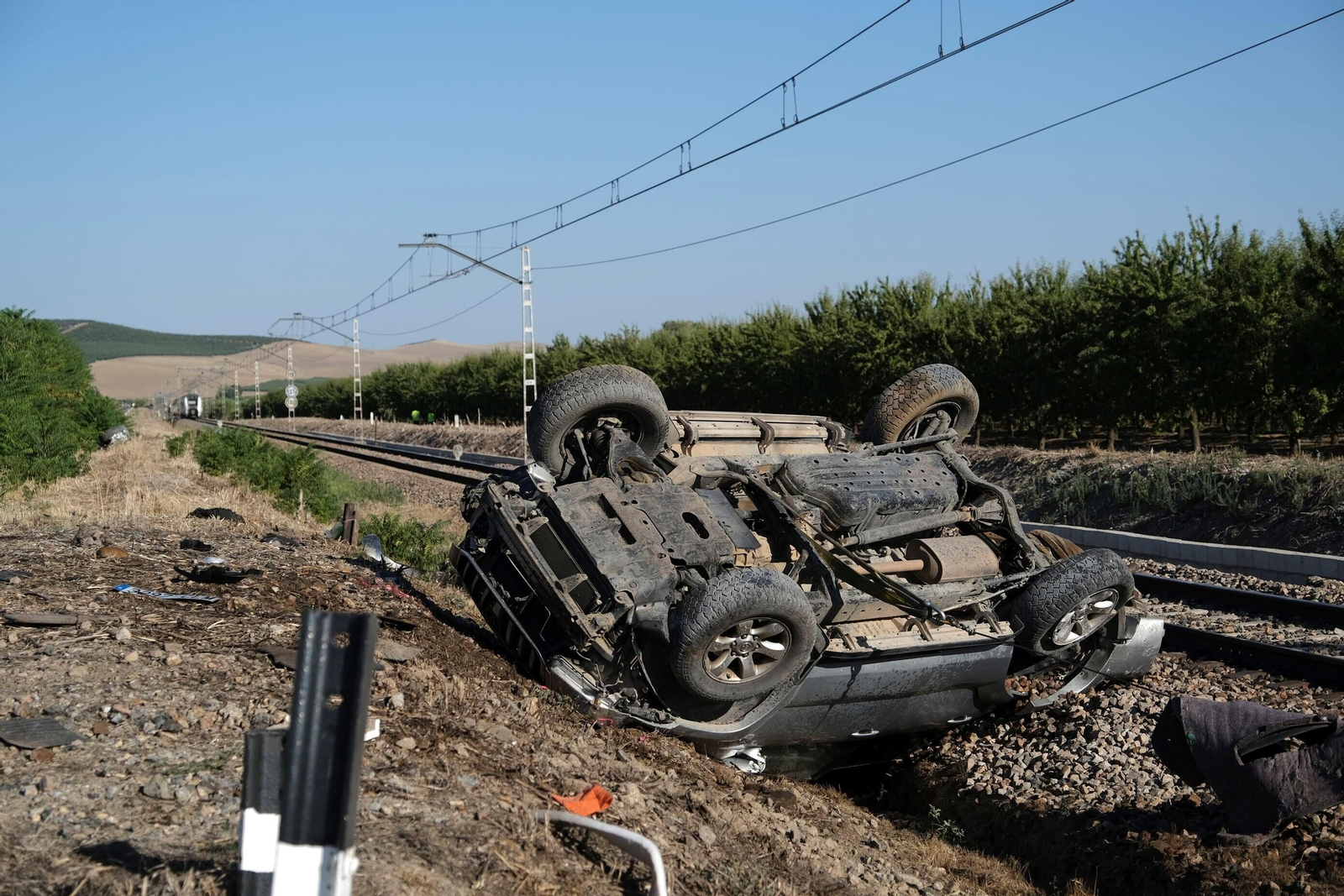 El accidente entre un tren y un coche en Alcolea, en imágenes El accidente entre un tren y un coche en Alcolea, en imágenes