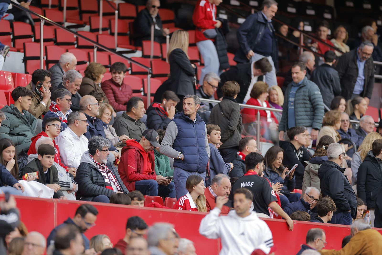 Búscate en las fotos del Sevilla fc - Rayo