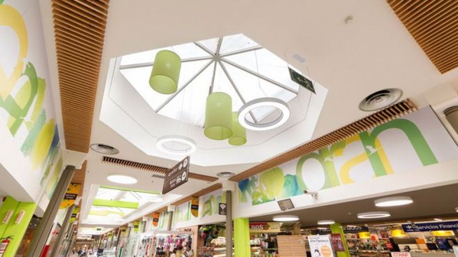 La galería del centro comercial Gran Sur.