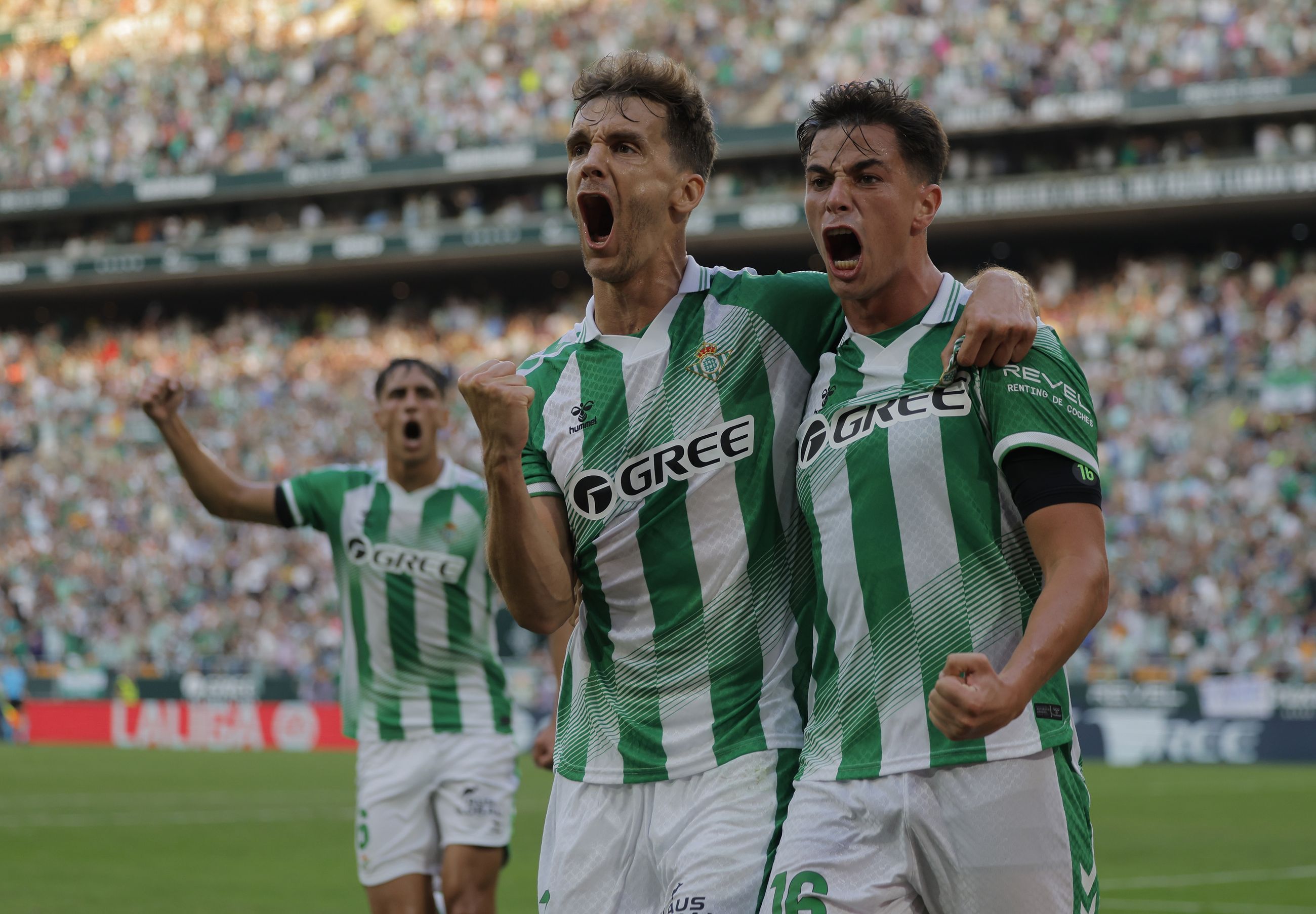 Alineación probable del Betis ante el Feyenoord: desafío definitivo con cambios