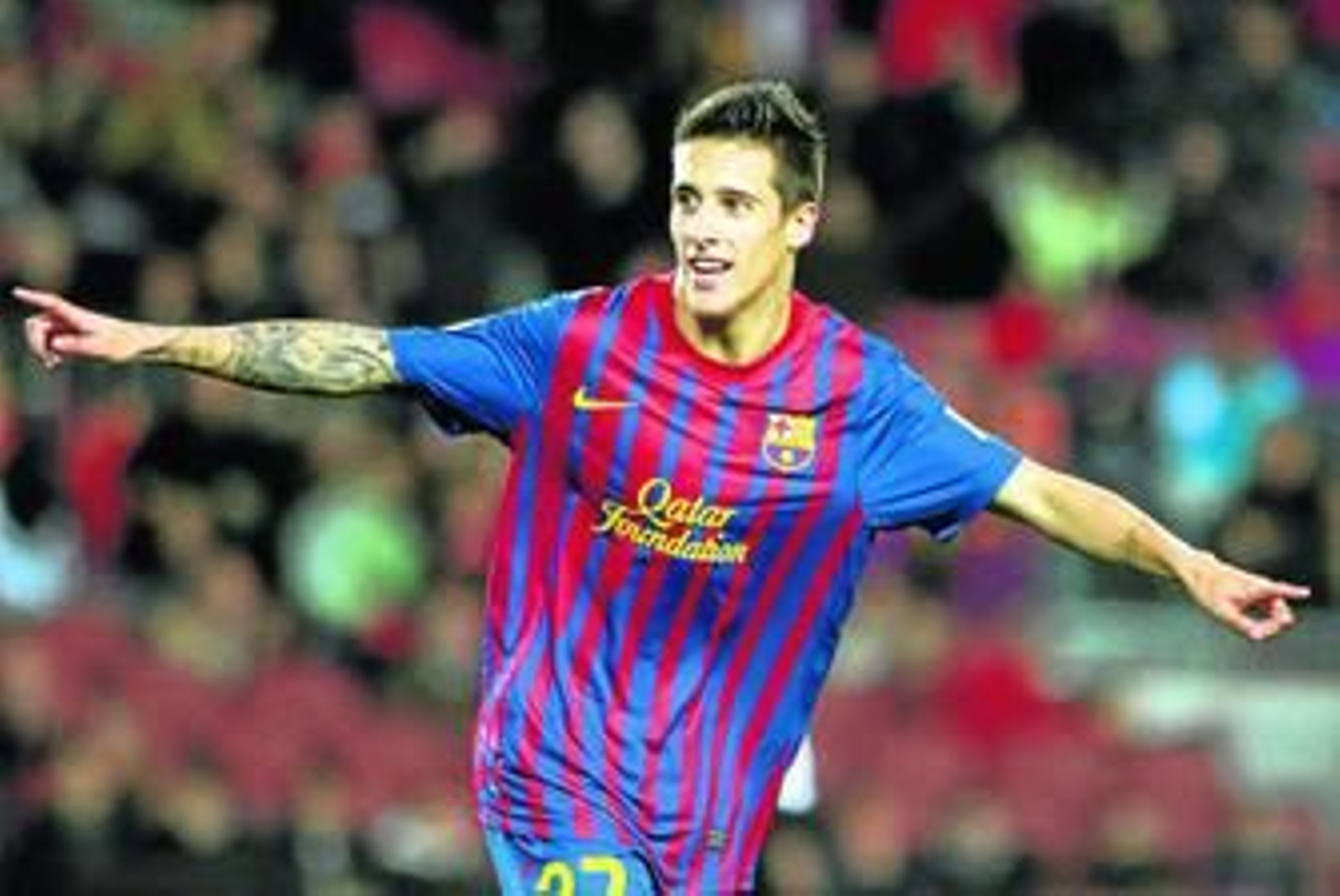 Tello celebra el gol conseguido ante L'Hospitalet en el partido de vuelta de dieciseisavos de final de la Copa del Rey.