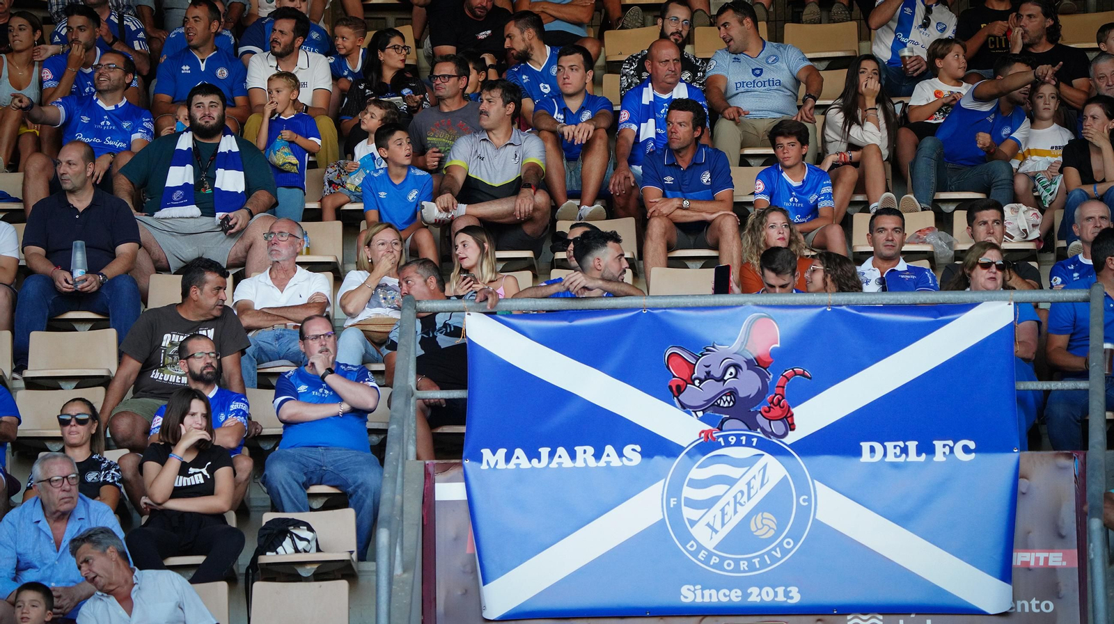 Búscate en el partido del Xerez DFC - Atco. Mancha Real