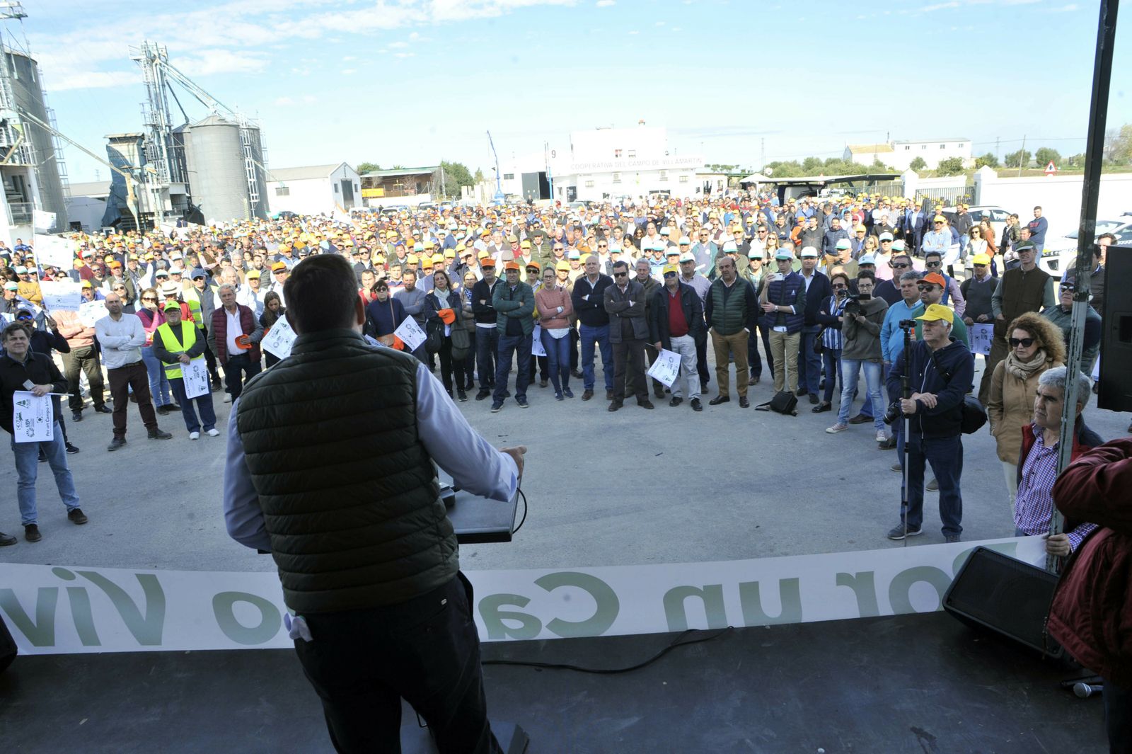 Imágenes de la tractorada reivindicativa en Villamartín