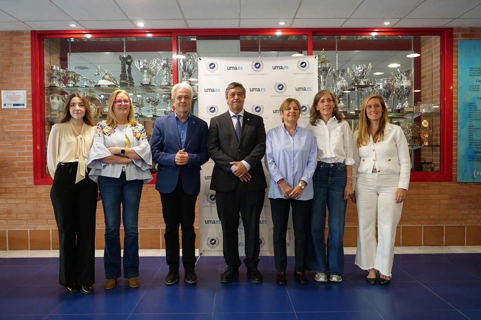Presentación del programa de oncología integrativa para pacientes operadas de cáncer de mama.
