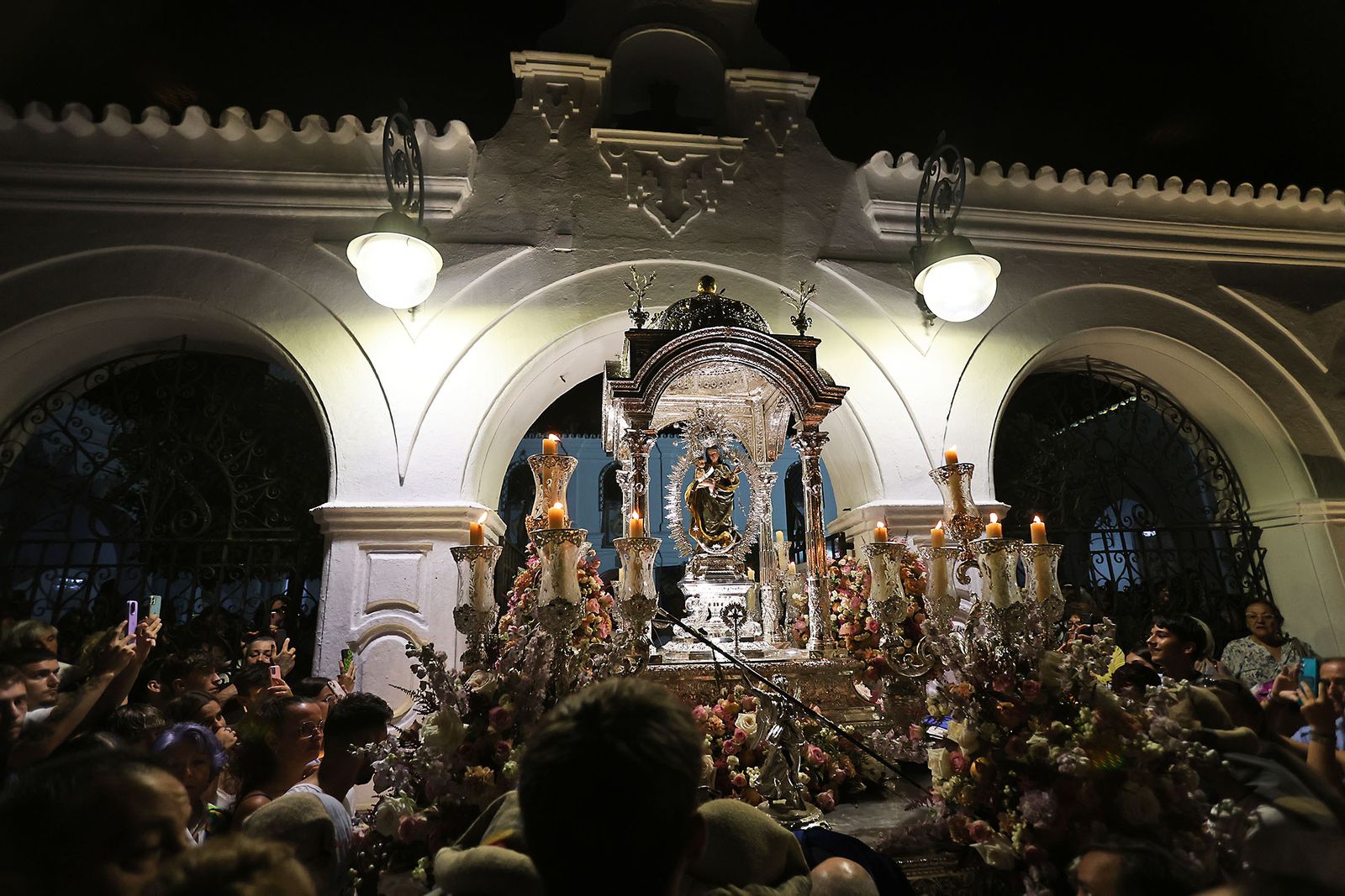 La bajada de la Virgen de La Cinta en imágenes