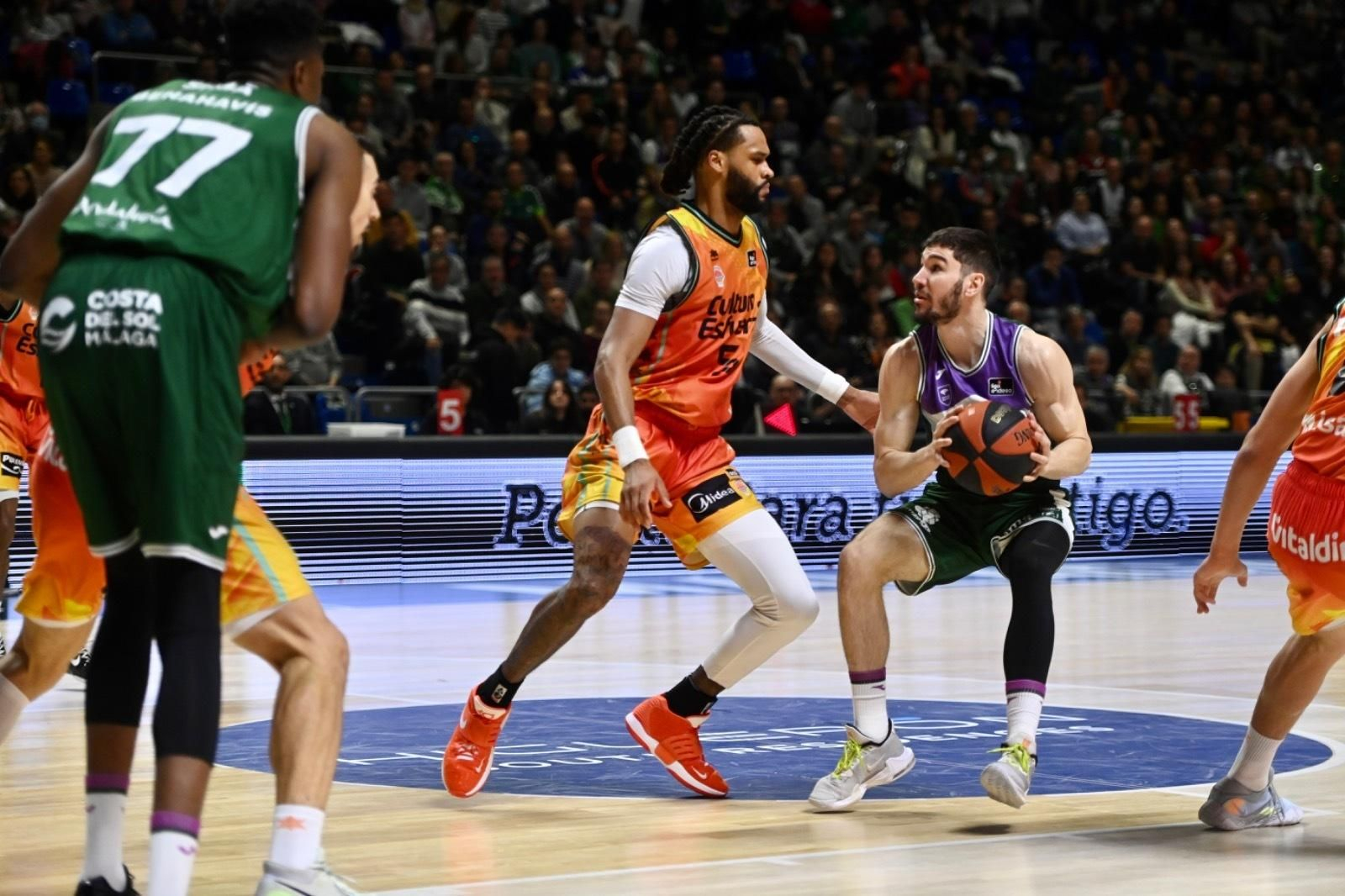 Unicaja - Valencia Basket, en fotos