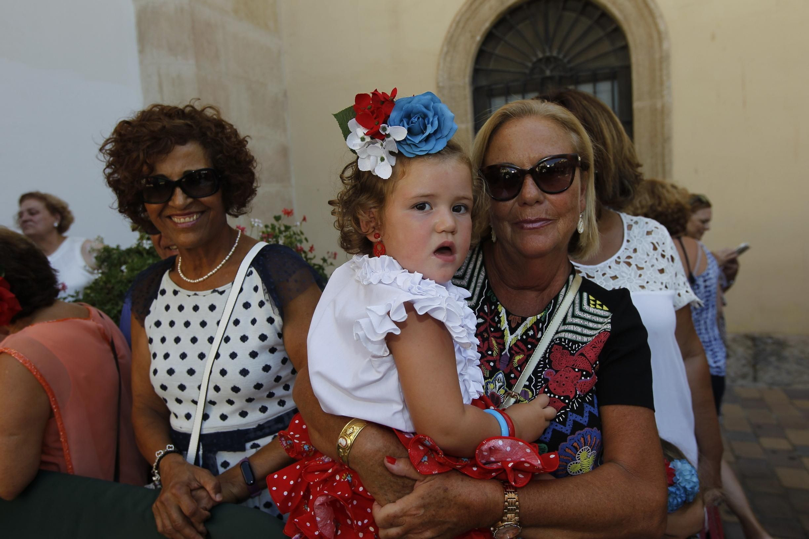 Fotogalería ofrenda floral a la Virgen del Mar. Feria de Almería 2019