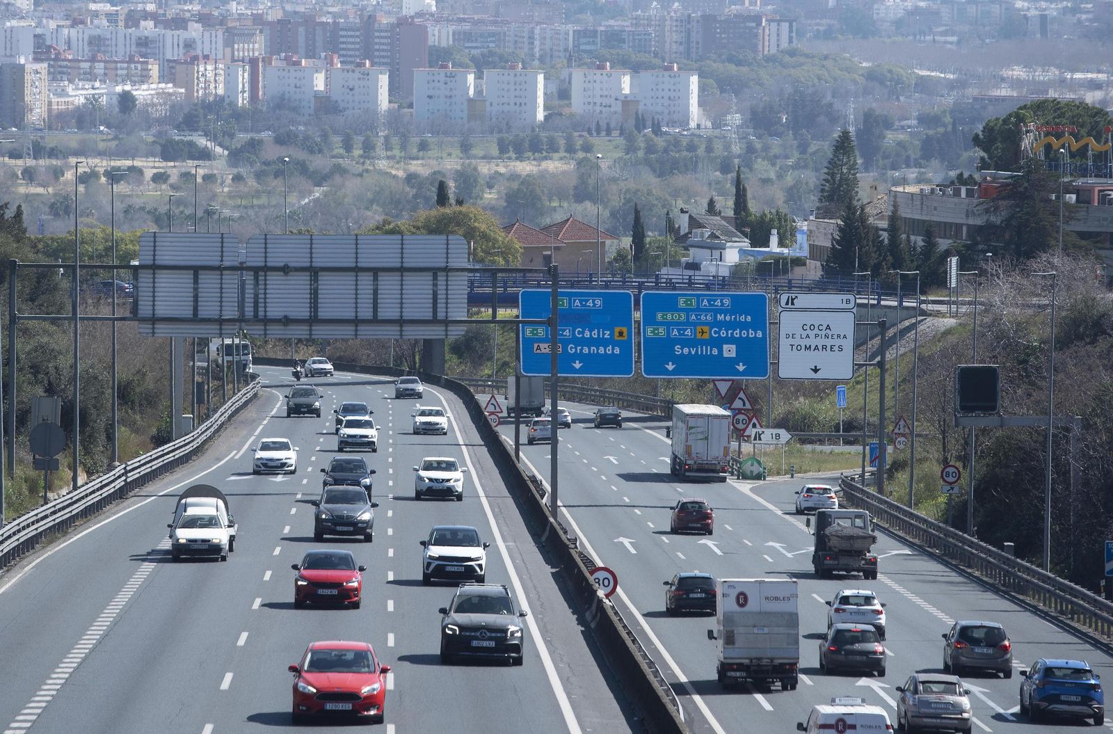 Acceso a Sevilla por la A-49