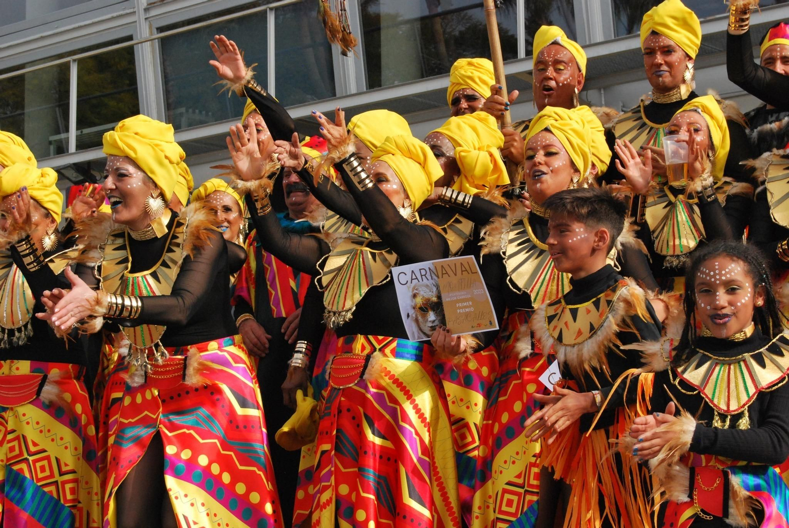 El gran pasacalles del Carnaval de Montilla, en imágenes
