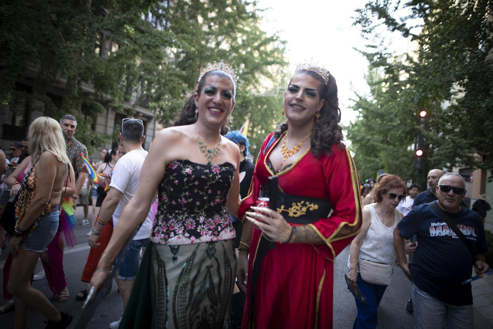 Las mejores imágenes de la manifestación por el Día del Orgullo LGBTIQ+ en Granada