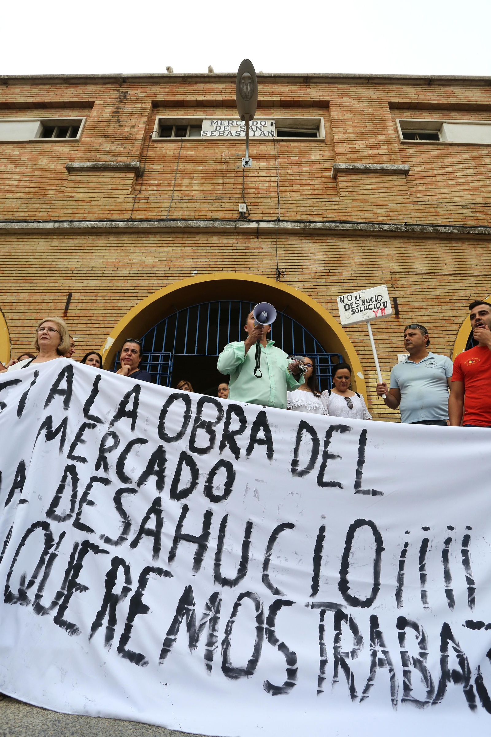 Más imágenes de la protesta de los minoristas del mercado de San Sebastián